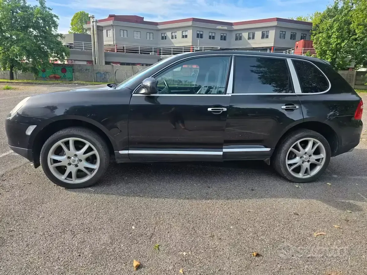 Usata Porsche Cayenne 250 CV (183 kW) 2004 Nero SUV