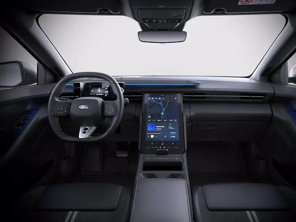 Nuova Ford Capri Extended Range 210 kW (286 CV) 2026 Tribute blue  solido special SUV