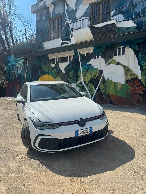 Usata VW Golf VII GTI 245 CV (180 kW) 2021 Bianco Utilitaria