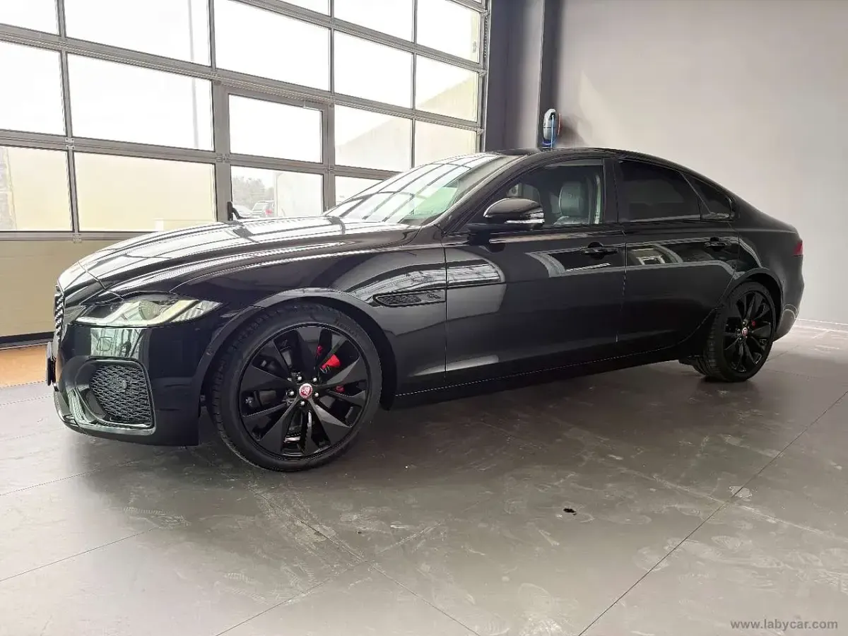 Usata Jaguar XF R-Dynamic 204 CV (150 kW) 2022 Nero Berlina