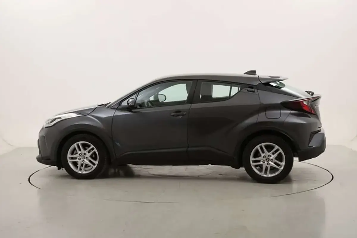 Usata Toyota C-HR Business Edition 122 CV (89 kW) 2023 Grigio SUV
