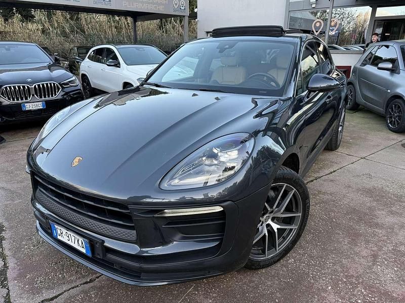 Usata Porsche Macan 265 CV (194 kW) 2023 Grigio SUV