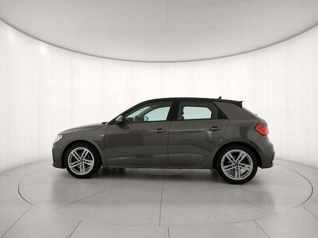 Usata Audi A1 Sportback S-Line 110 CV (80 kW) 2022 Z7 grigio chronos metallizzato Utilitaria