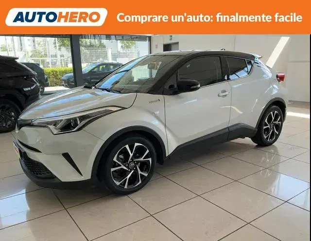 Usata Toyota C-HR Trend 122 CV (89 kW) 2019 Bianco SUV