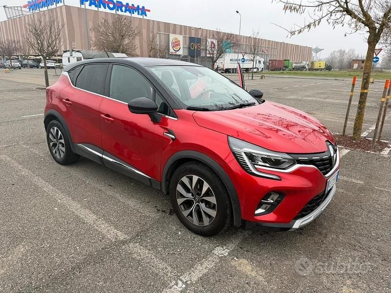 Usata Renault Captur Intens 91 CV (66 kW) 2021 Rosso SUV