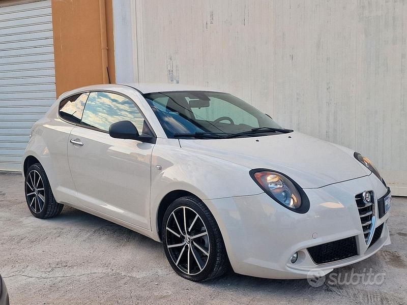 Usata Alfa Romeo MiTo 85 CV (62 kW) 2015 Bianco Utilitaria
