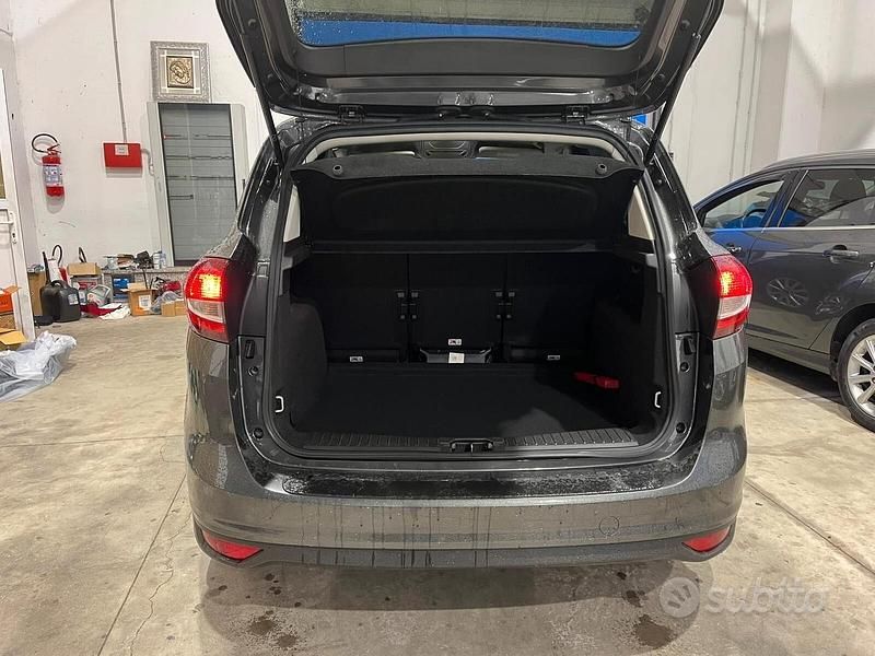 Usata Ford C-MAX Titanium 120 CV (88 kW) 2018 Grigio Monovolume