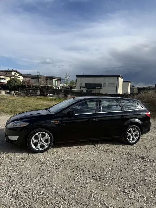Usata Ford Mondeo Ghia 131 CV (96 kW) 2007 Station wagon