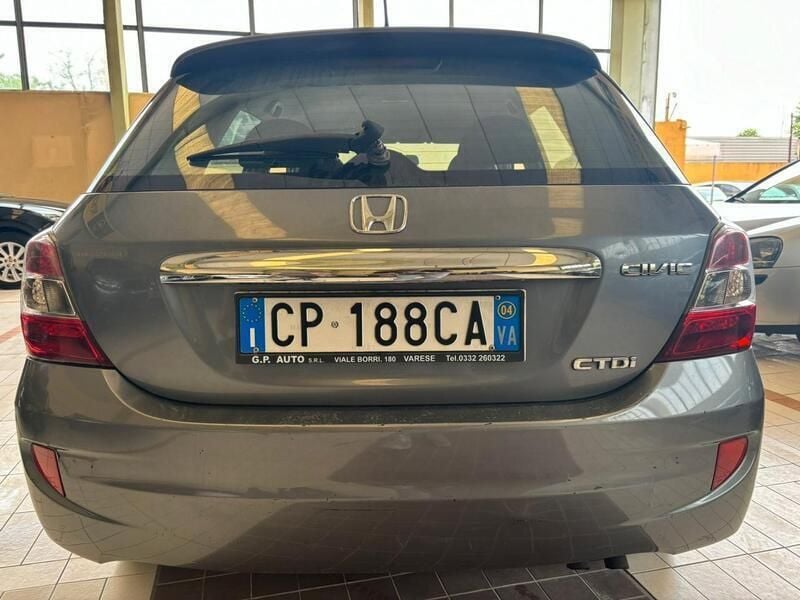 Usata Honda Civic ES 100 CV (73 kW) 2004 Grigio Berlina