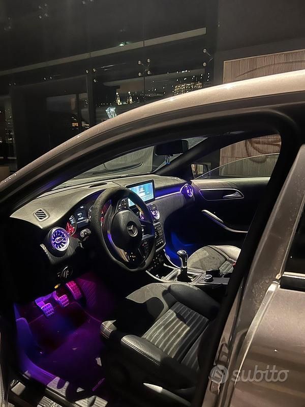 Usata Mercedes A180 Executive 122 CV (89 kW) 2014 Berlina