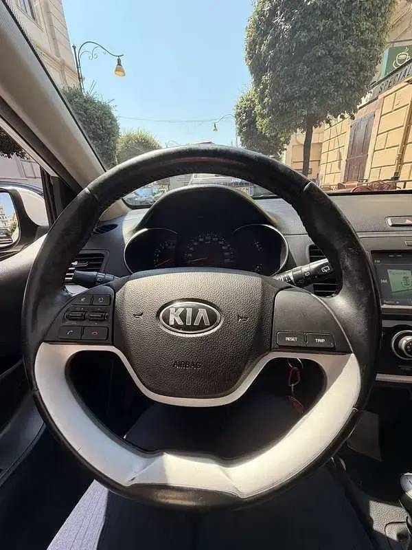 Usata Kia Picanto 68 CV (50 kW) 2017 Utilitaria