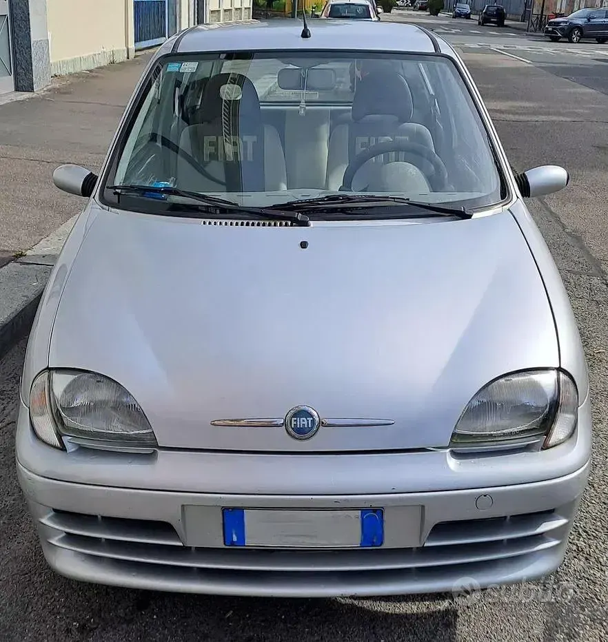 Usata Fiat 600 54 CV (39 kW) 2007 Grigio Utilitaria