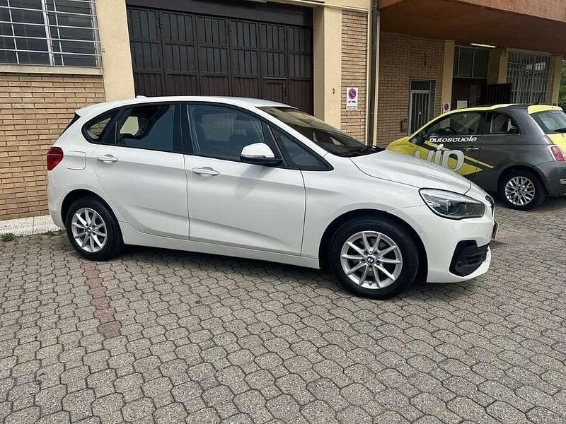 Usata BMW 216 Active Tourer 116 CV (85 kW) 2021 Bianco Monovolume