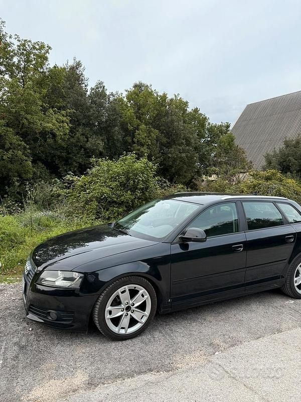 Usata Audi A3 140 CV (102 kW) 2011 Nero Utilitaria