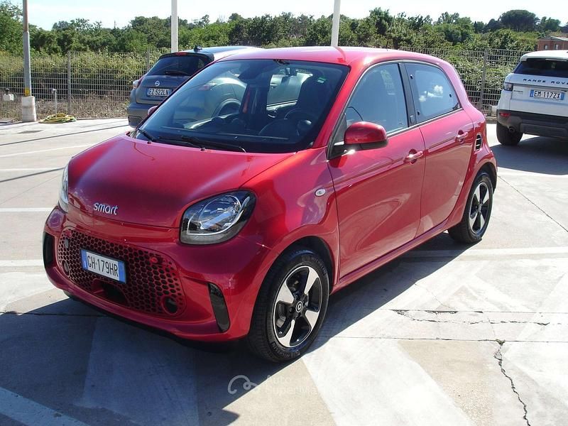 Usata Smart ForFour Electric Drive Passion 41 kW (56 CV) 2021 Rosso jupter met Utilitaria