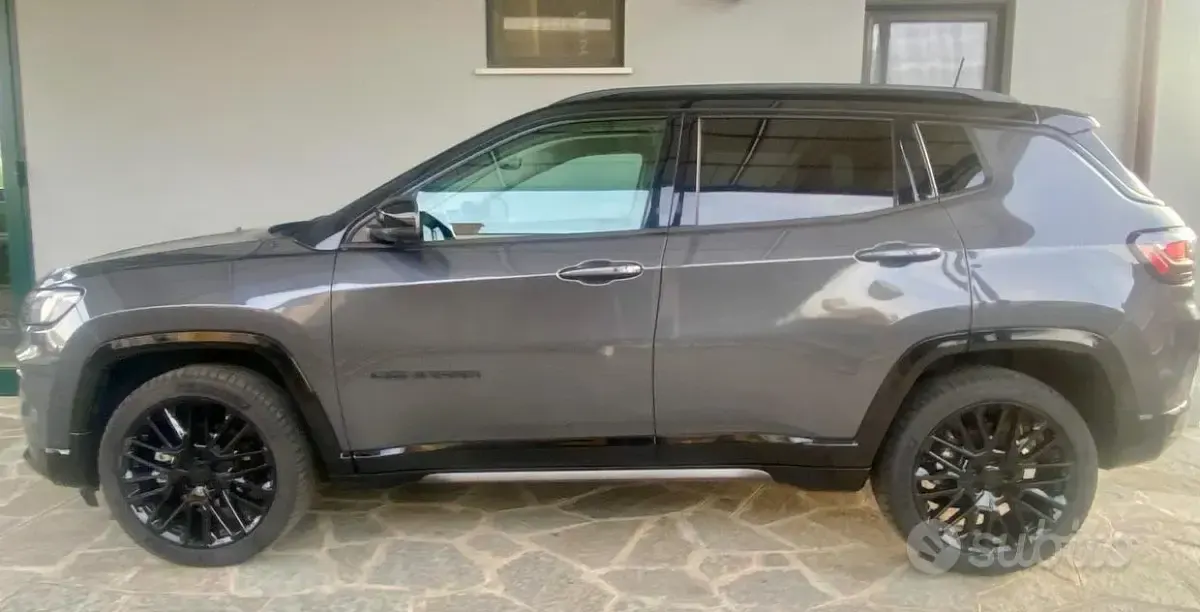 Occasion Jeep Compass 131 ch (96 kW) 2024 Noir SUV