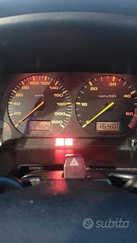 Usata 1999 Seat Cordoba Tre volumi | 900 € - Immagine 1/4