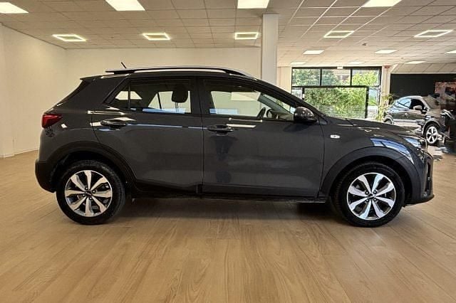 Begagnad Kia Stonic Urban 101 HK (74 kW) 2025 Grå SUV