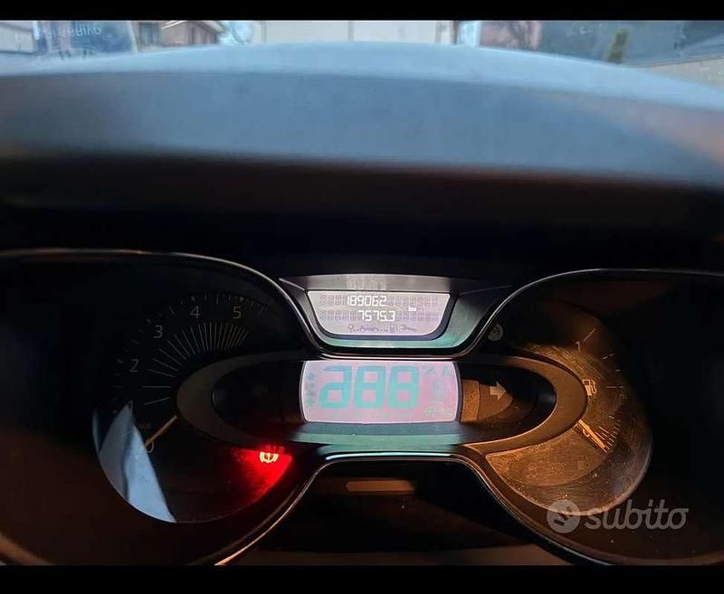 Usata Renault Captur 90 CV (66 kW) 2014 SUV