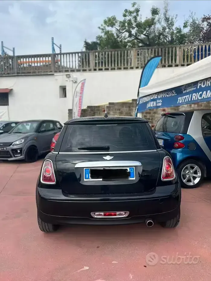 Usata Mini ONE 75 CV (55 kW) 2011 Nero Utilitaria