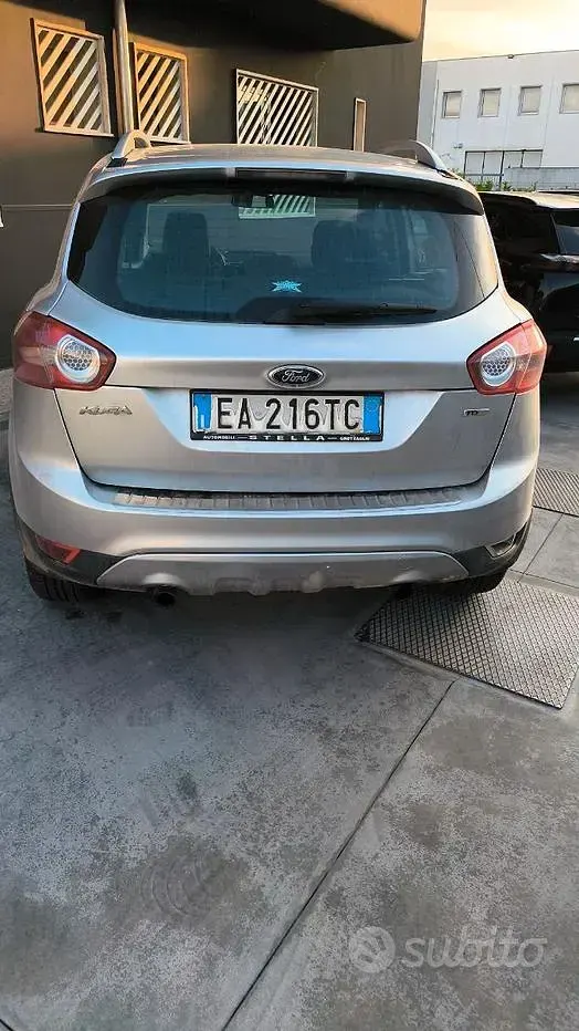 Usata Ford Kuga 136 CV (100 kW) 2010 Grigio SUV