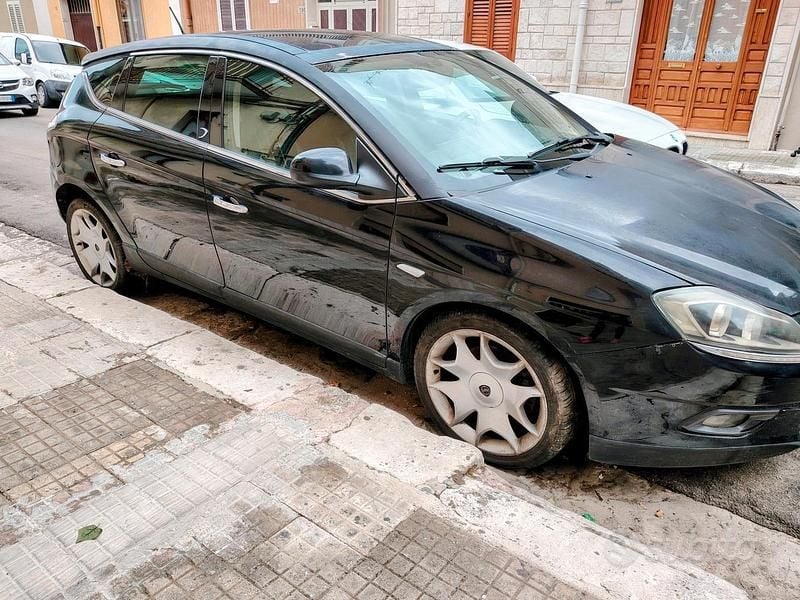 Nero Usata 2008 Lancia Delta Due volumi | 1300 € (Super prezzo) - Immagine 1/4