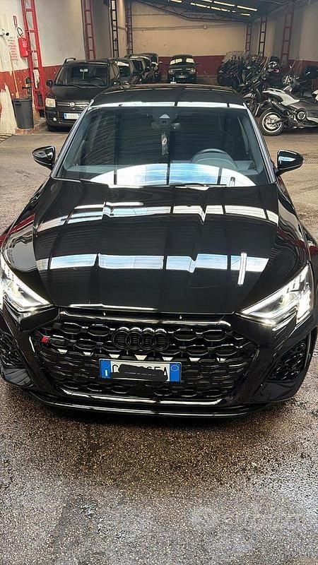 Nero Usata 2024 Audi RS3 Tre volumi | 54.000 € (Super prezzo) - Immagine 1/4