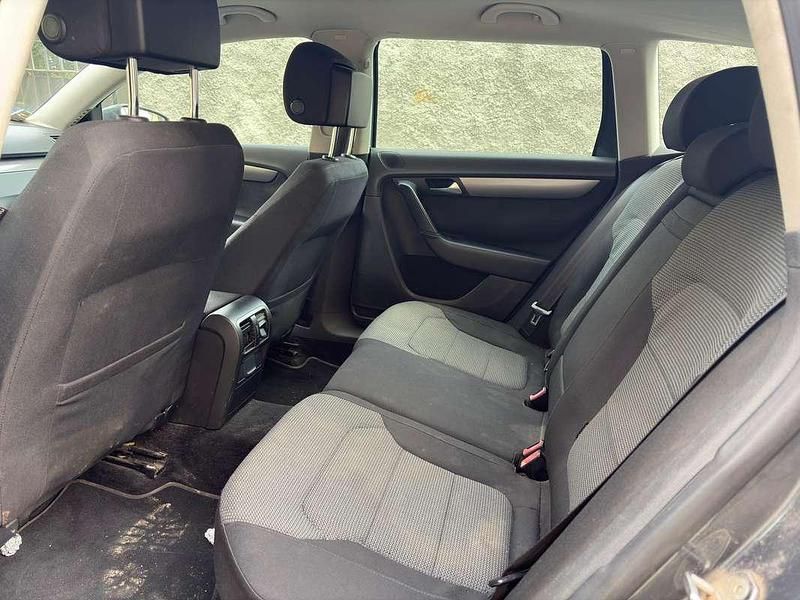 Usata VW Passat 105 CV (77 kW) 2011 Station wagon