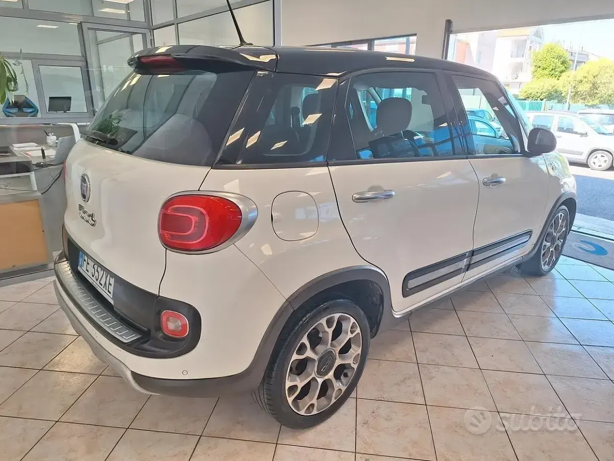 Usata Fiat 500L Trekking 120 CV (88 kW) 2016 Bianco Monovolume