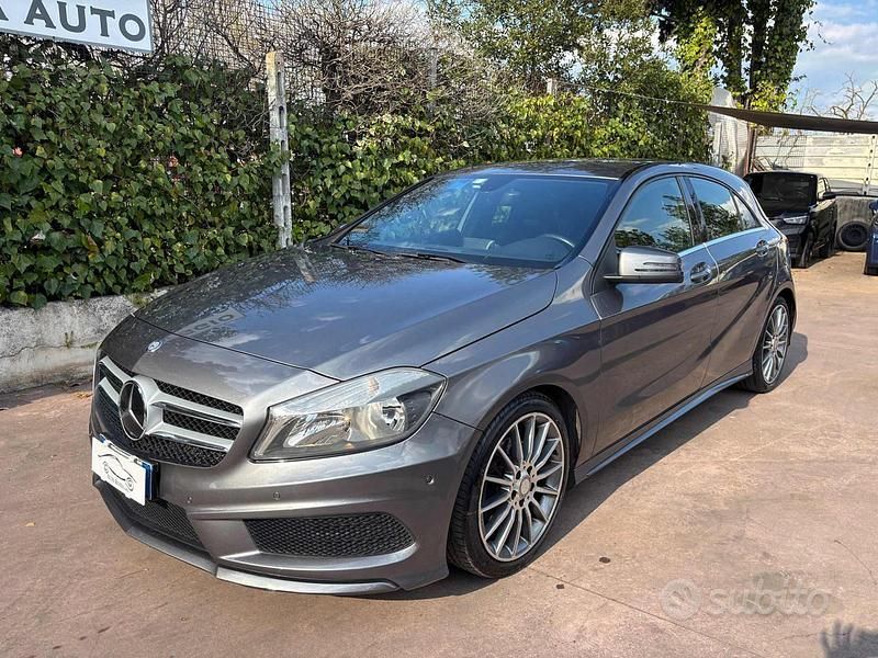 Usata Mercedes A180 AMG 122 CV (89 kW) 2012 Grigio Berlina