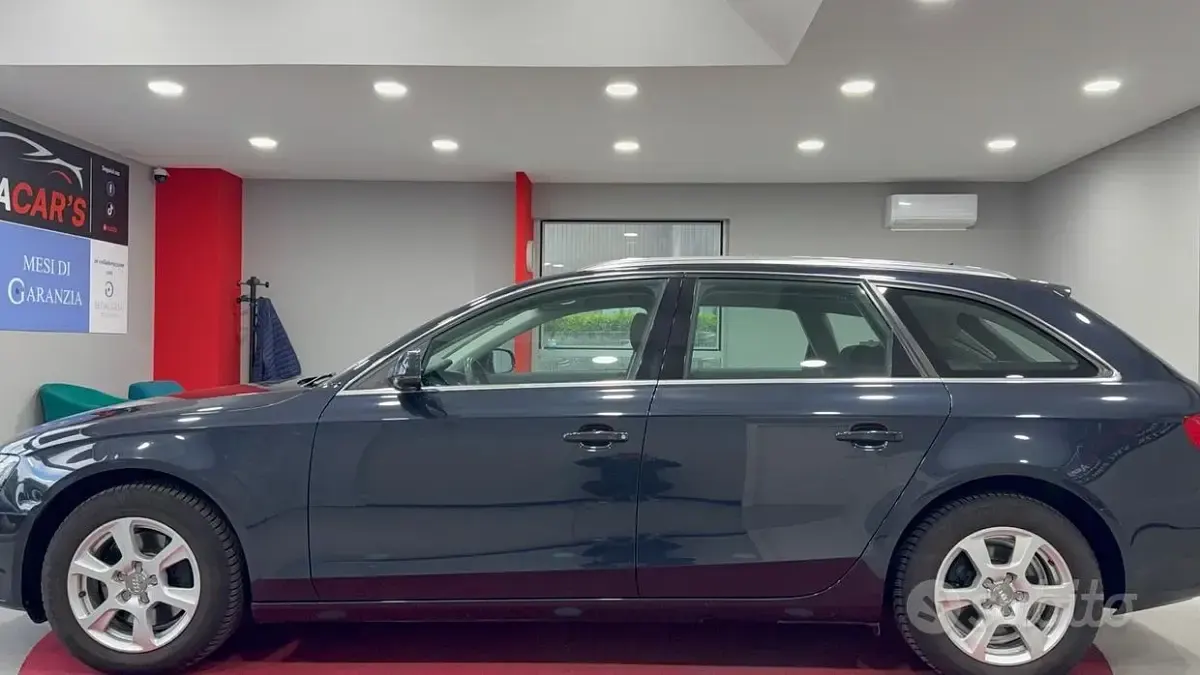 Usata Audi A4 Ambiente 190 CV (139 kW) 2011 Blu Station wagon