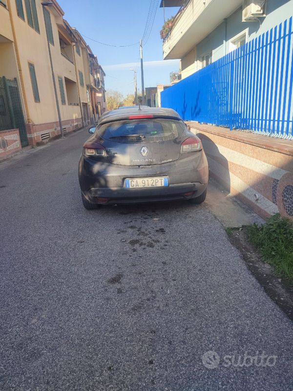 Usata Renault Mégane Coupé 100 CV (73 kW) 2009 Nero Coupé