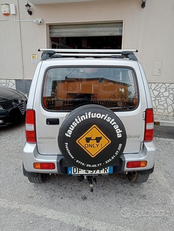 Usata Suzuki Jimny 85 CV (62 kW) 2007 SUV