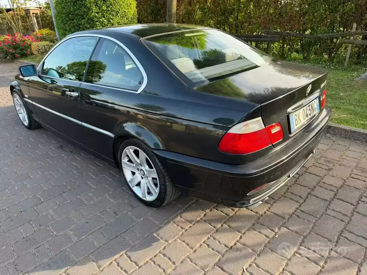 Usata BMW 320 150 CV (110 kW) 2000 Nero Coupé