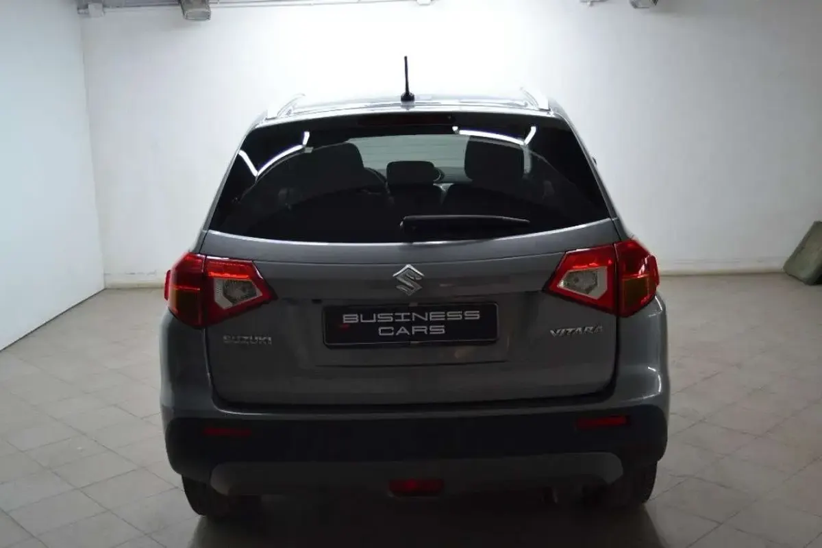 Usata Suzuki Vitara Cool 120 CV (88 kW) 2017 Antracite SUV