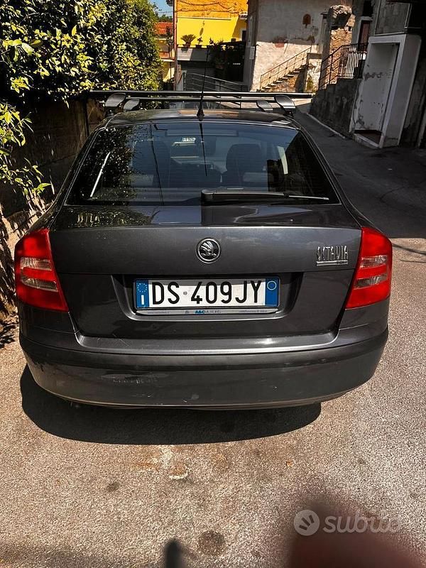 Usata Skoda Octavia Elegance 105 CV (77 kW) 2008 Grigio Berlina