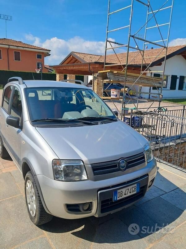 Grigio Usata 2006 Fiat Panda Due volumi | 5200 € - Immagine 1/4