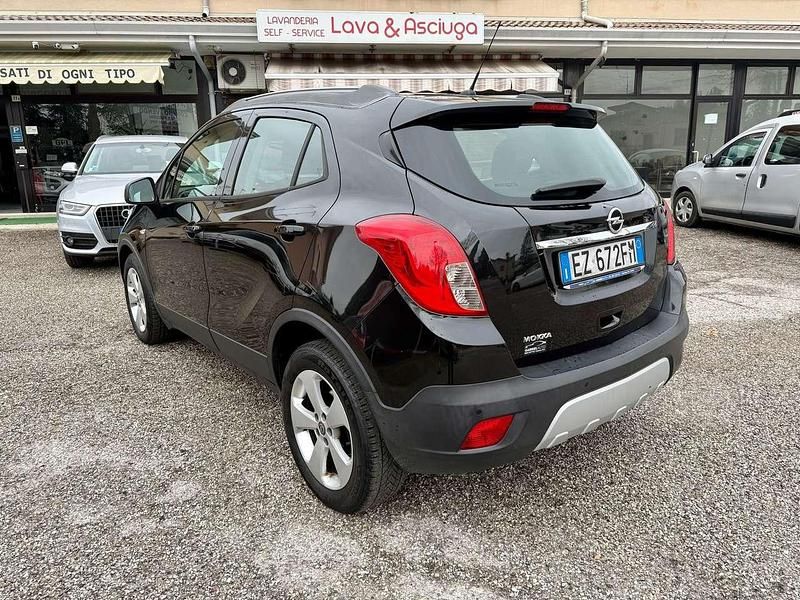 Usata Opel Mokka 140 CV (102 kW) 2015 Nero SUV