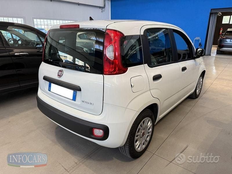 Usata Fiat Panda 70 CV (51 kW) 2022 Bianco pastello Utilitaria