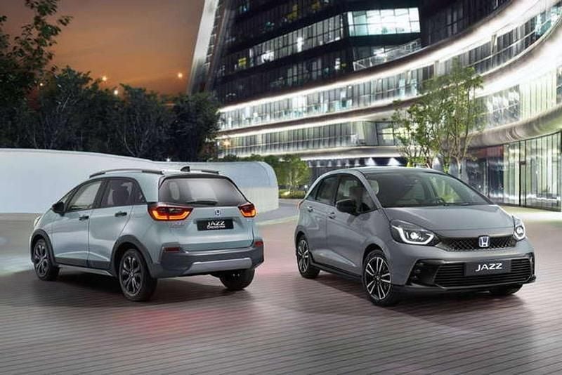 Nuova Honda Jazz Elegance 122 CV (89 kW) 2026 Argento Utilitaria