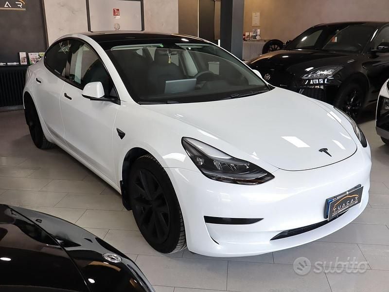 Occasion Tesla Model 3 Standard Range 235 kW (320 ch) 2023 Blanc Berline