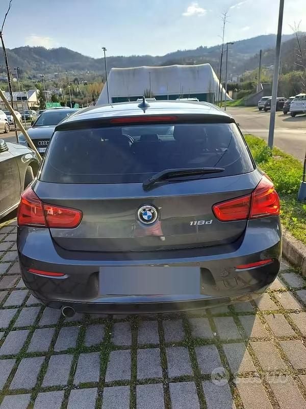 Usata BMW 118 Advantage 2017 Grigio Utilitaria