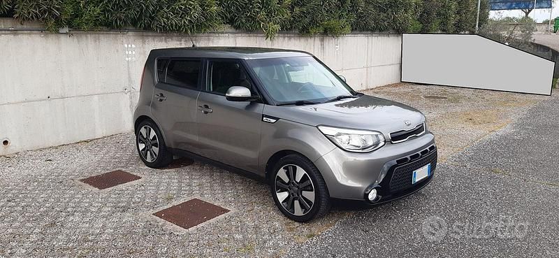 Usata Kia Soul 136 CV (100 kW) 2016 SUV