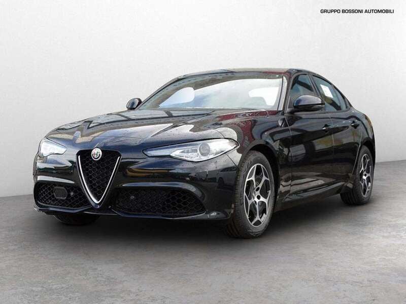 Nero Usata 2022 Alfa Romeo Giulia Business Tre volumi | 38.900 € (Cara) - Immagine 1/4