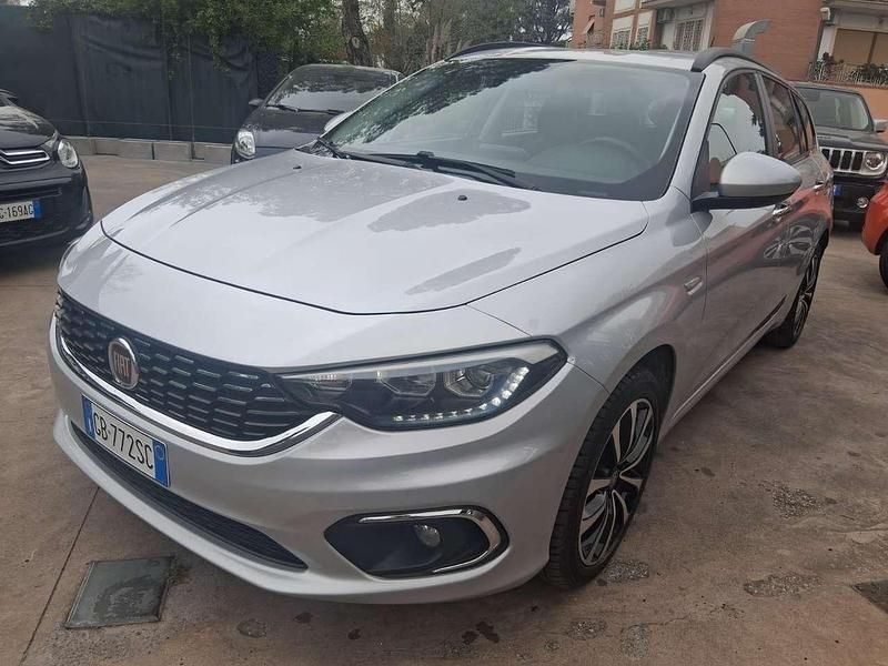 Usata Fiat Tipo Lounge 120 CV (88 kW) 2020 Argento Station wagon