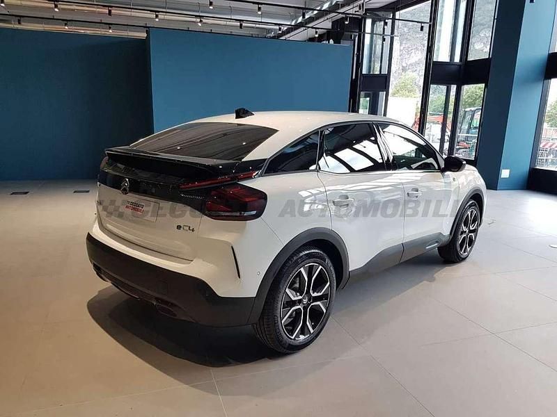 Usata Citroën e-C4 Shine 56 kW (77 CV) 2023 Bianco Berlina