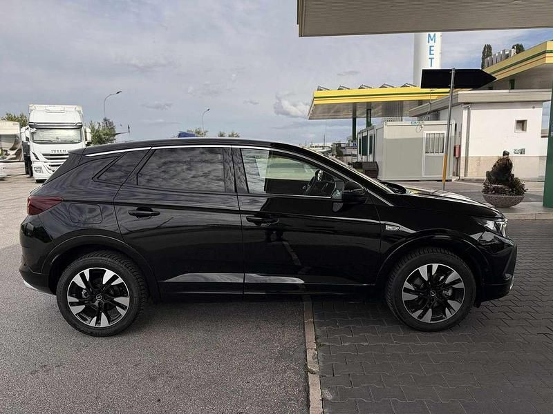 Nero Usata 2022 Opel Grandland X GS Line SUV | 18.600 € (Cara) - Immagine 1/4
