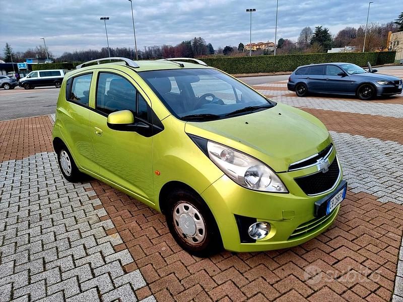 Verde Usata 2010 Chevrolet Spark Due volumi | 2800 € (Buon prezzo) - Immagine 1/4