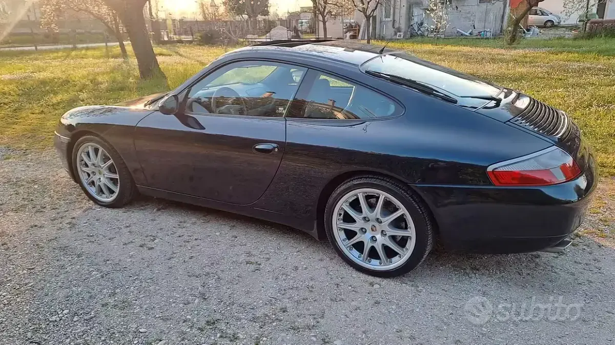 Usata Porsche 911 300 CV (220 kW) 2000 Bluazzurro Coupé