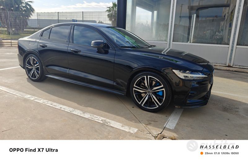 Usata Volvo S60 250 CV (183 kW) 2019 Nero Berlina